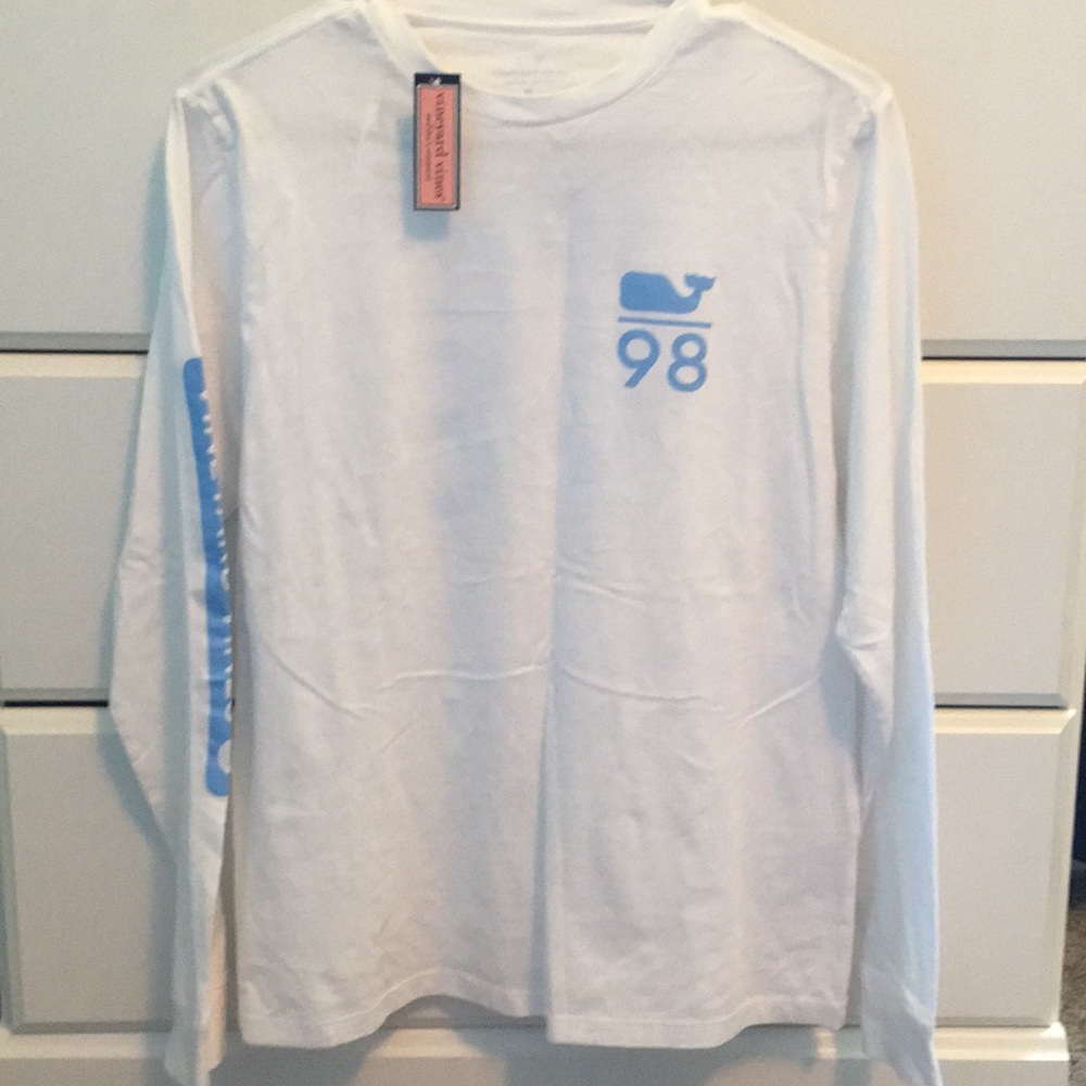 Vineyard Vines! Brand New!! Long sleeve shirt